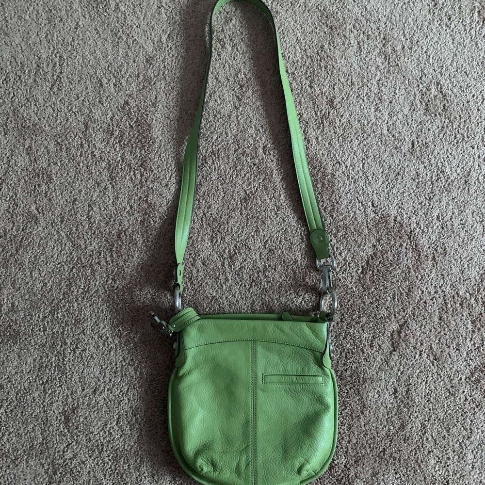 B. Makowsky Green Leather Crossbody Bag - Picture 7 of 16